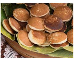 Apem dan Risol Bu Eni